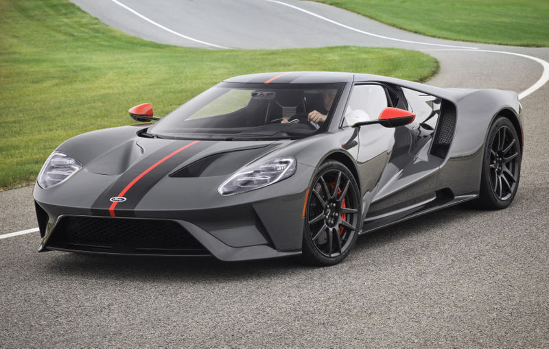 Illustration for article titled The 2019 Ford GT Carbon Series Makes The GT Even Lighter And Wilder